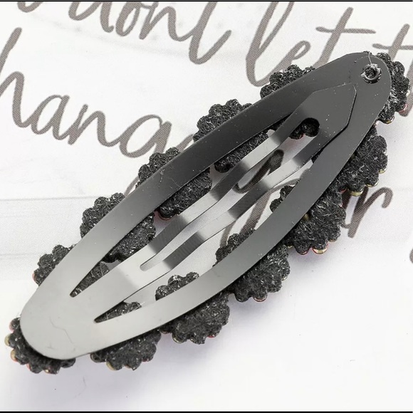 TRENDY SEXY HAIR CLIP BLACK WITH CHAMPAGNE STONES - Picture 8 of 8